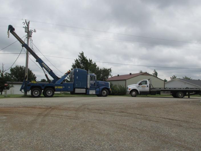 We can do light duty, medium duty and heavy duty towing! Available 24/7!